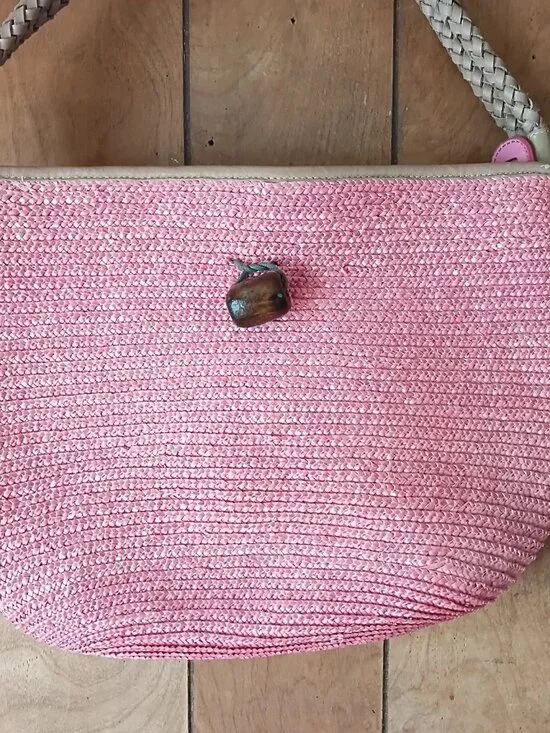 Donna Dixon pink raffia woven shoulder bag / boho beach purse - Picture 2 of 4